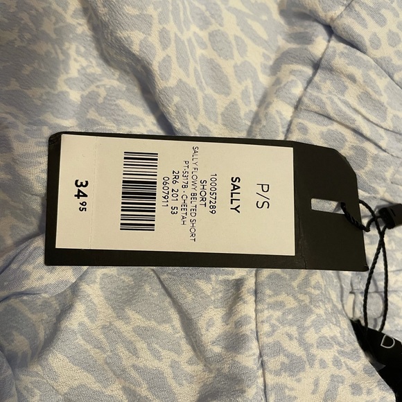 Dynamite “silk” shorts - Picture 2 of 2